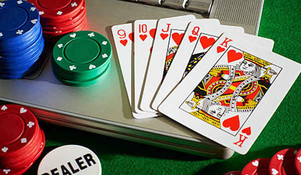 Memainkan Judi Poker Online Legal Lalu Jempolan Betul-Betul Menarik